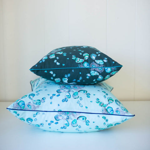 Oyster Pillow in Deep Teal