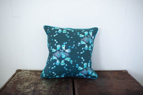 Oyster Pillow in Deep Teal